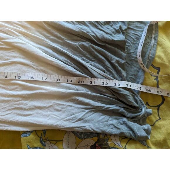Soft and Sexy draped grey ombre long sleeve t shirt
sz medium euc - Picture 4 of 5
